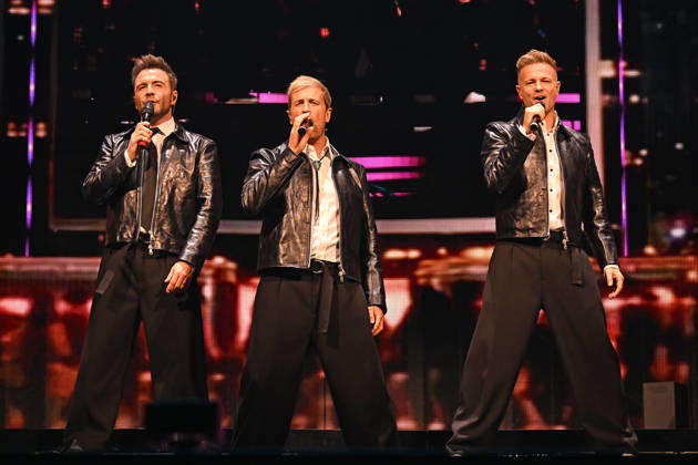 Westlife performing during the 25th Anniversary Tour LONDON, ENGLAND - OCTOBER 09: Shane Filan, Kian Egan and Nicky Byrne of ˜Westlife™ performing during the 25th Anniversary Tour at O2 Arena on October 09 in London, England. CAP MAR MAR Great Britain Copyright: xMartinxHarris CapitalxPicturesx