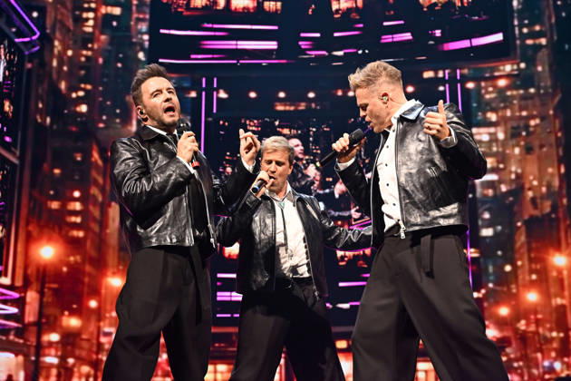 Westlife performing during the 25th Anniversary Tour LONDON, ENGLAND - OCTOBER 09: Shane Filan, Kian Egan and Nicky Byrne of ˜Westlife™ performing during the 25th Anniversary Tour at O2 Arena on October 09 in London, England. CAP MAR MAR Great Britain Copyright: xMartinxHarris CapitalxPicturesx