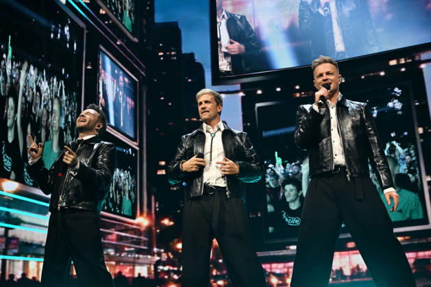 Westlife performing during the 25th Anniversary Tour LONDON, ENGLAND - OCTOBER 09: Shane Filan, Kian Egan and Nicky Byrne of ˜Westlife™ performing during the 25th Anniversary Tour at O2 Arena on October 09 in London, England. CAP MAR MAR Great Britain Copyright: xMartinxHarris CapitalxPicturesx