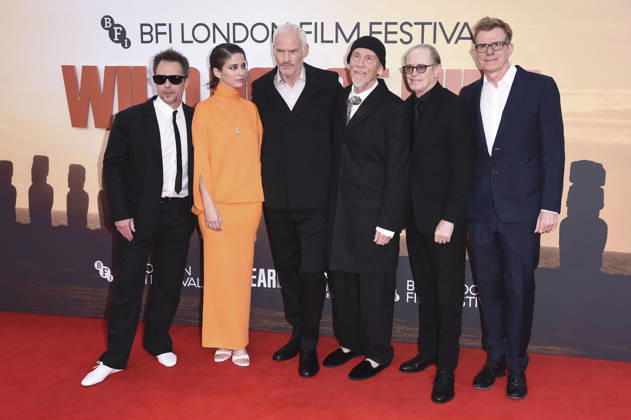 Sam Rockwell, Mariana Di Girolamo, Martin McDonagh, John Malkovich, Steve Buscemi und Graham Broadbent bei der Premiere des Kinofilms Wild Horse Nine auf dem 70. BFI London Film Festival 2026 in der Royal Festival Hall. London, 09.10.2026