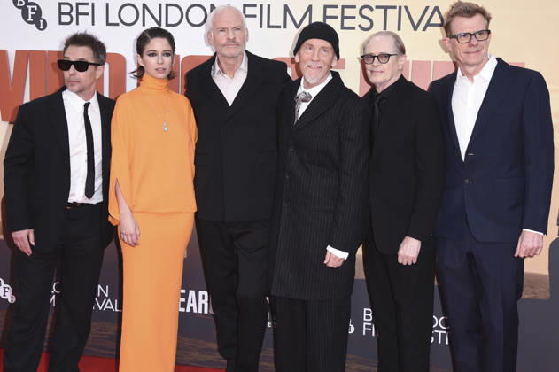Sam Rockwell, Mariana Di Girolamo, Martin McDonagh, John Malkovich, Steve Buscemi und Graham Broadbent bei der Premiere des Kinofilms Wild Horse Nine auf dem 70. BFI London Film Festival 2026 in der Royal Festival Hall. London, 09.10.2026