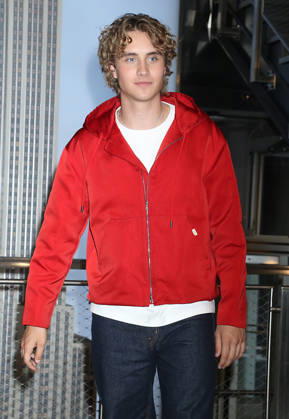 Cast of The Hunger Games: Sunrise on the Reaping visit The Empire State Building in New York Featuring: Joseph Zada Where: New York City, New York, United States When: 09 Oct 2026 Credit: Roger Wong INSTARimages EDITORIAL USE ONLY. NOT FOR USE BY NEWSPAPERS BASED IN THE UK. Copyright: xx instar56082009