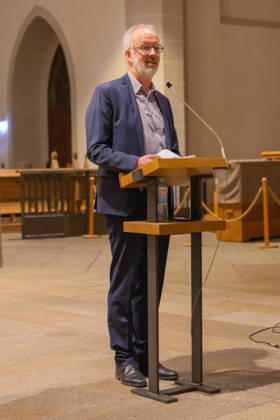 Christian Tiede bei der 36. Bautzener Rede im Dom St. Petri. Bautzen, 09.10.2026. Unter dem Titel Was ist eigentlich los in Deutschland wer sind wir in Ost und West? spricht Thomas de Maiziere über die Entwicklung der Ost-West-Verhältnisse seit 1990 und die Erfahrungen aus mehr als drei Jahrzehnten deutscher Einheit. Die überparteiliche Vortragsreihe wird seit November 2022 von der Initiative Bautzen gemeinsam und dem Ökumenischen Domladen Bautzen e.V. organisiert. Sie dient als Forum für gesellschaftspolitischen Austausch. Copyright: xMatthiasxWehnertx