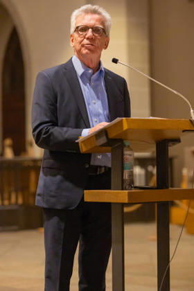 Der frühere Bundesinnen- und Verteidigungsminister Thomas de Maiziere (CDU) hält die 36. Bautzener Rede im Dom St. Petri. Bautzen, 09.10.2026. Unter dem Titel Was ist eigentlich los in Deutschland wer sind wir in Ost und West? spricht der 72-Jährige über die Entwicklung der Ost-West-Verhältnisse seit 1990 und die Erfahrungen aus mehr als drei Jahrzehnten deutscher Einheit. Die überparteiliche Vortragsreihe wird seit November 2022 von der Initiative Bautzen gemeinsam und dem Ökumenischen Domladen Bautzen e.V. organisiert. Sie dient als Forum für gesellschaftspolitischen Austausch. Copyright: xMatthiasxWehnertx
