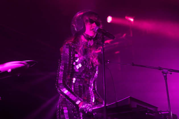 Ora The Molecule live in Oslo, Norway Oslo, Norway. 09th, October 2026. The Norwegian singer and musician Ora The Molecule performs a live concert at Parkteatret in Oslo. Norway, Oslo, Parkteatret  Copyright: xGonzalesxPhoto Per-OttoxOppix