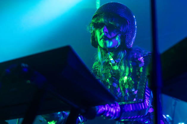 Ora The Molecule live in Oslo, Norway Oslo, Norway. 09th, October 2026. The Norwegian singer and musician Ora The Molecule performs a live concert at Parkteatret in Oslo. Norway, Oslo, Parkteatret  Copyright: xGonzalesxPhoto Per-OttoxOppix