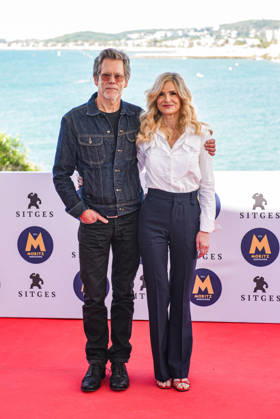 Photocall for the film *Family Movie* at the Sitges Film Festival. Actors Kevin Bacon and Kyra Sedgwick during the photocall for the film *Family Movie* at the Sitges Film Festival on October 10, 2026, in Sitges, Barcelona, Catalonia, Spain. Kevin Bacon, Kyra Sedgwick, and their son Travis Bacon visit the Sitges Film Festival to present Family Movie, a horror comedy that the couple directed and starred in alongside their children, Sosie and Travis. October 10, 2026, Sitges, Barcelona, Catalonia, Sitges, Barcelona, Catalonia, Spain Copyright: xAlbertoxParedesx 7834595