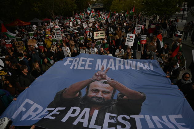 Pro-Palestine protest in London LONDON, UNITED KINGDOM - OCTOBER 10: People attend a pro-Palestine protest demanding to halt arms sales and impose sanctions to Israel, in London, United Kingdom on October 10, 2026. Rasid Necati Aslim Anadolu London United Kingdom. Editorial use only. Please get in touch for any other usage.  Copyright: x2026xAnadoluxRasidxNecatixAslimx