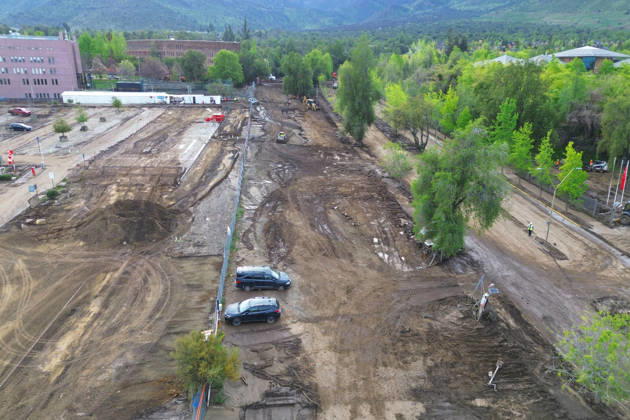 Santiago, October 10, 2026: Roadwork is underway following the flash flood that affected the Las Condes district. Dragomir Yankovic, Aton Chile, Santiago, Chile. Aton 1198282  Copyright: DRAGOMIRxYANKOVIC ATONxCHILE