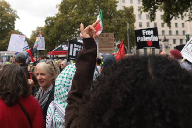 Image Licensed to Parsons Media. 10 10 2026. London, United Kingdom. Palestine Coalition Protest. Palestine Coalition protest march through London, with zionist counter protesters gathered outside New Scotland Yard.  Copyright: xMartynxWheatleyx xParsonsxMediax PAR-9243-0037