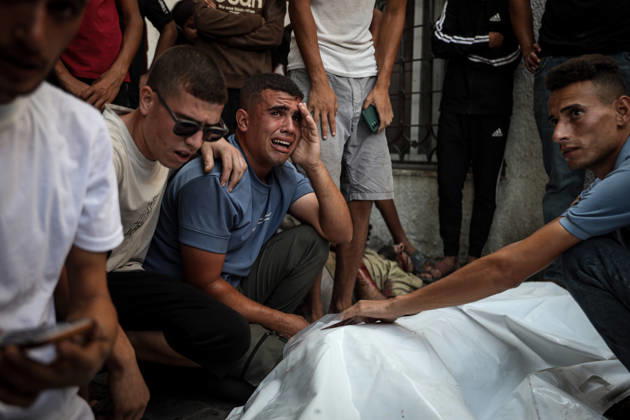 Israeli army continues attacks on Gaza despite ceasefire GAZA CITY, GAZA, PALESTINE - OCTOBER 10: Palestinians mourn after losing their loved ones in an Israeli attack on Gaza City, as Israeli army continues its attacks on the Gaza Strip despite the ceasefire, in Gaza City, Palestine, on October 10, 2026. The bodies of those killed in the attack were brought to Al-Shifa Hospital. Abdalhkem Abu Riash Anadolu Gaza City Gaza. Editorial use only. Please get in touch for any other usage.  Copyright: x2026xAnadoluxAbdalhkemxAbuxRiashx