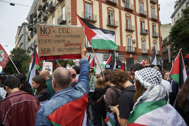 Pro-Palestine protests in Naples NAPLES, ITALY - OCTOBER 10: People take part in a protest during the Global Day of Action for Palestine in defence of the Palestinian people, to call for an arms embargo and sanctions against Israel in Naples, on October 10, 2026. Eliano Imperato Anadolu Naples Italy. Editorial use only. Please get in touch for any other usage.  Copyright: x2026xAnadoluxElianoxImperatox