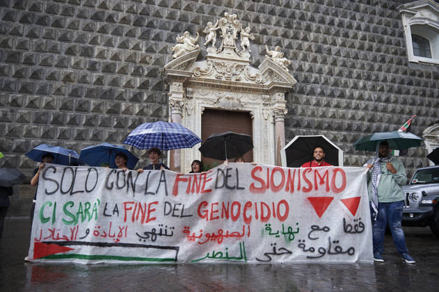 Pro-Palestine protests in Naples NAPLES, ITALY - OCTOBER 10: People take part in a protest during the Global Day of Action for Palestine in defence of the Palestinian people, to call for an arms embargo and sanctions against Israel in Naples, on October 10, 2026. Eliano Imperato Anadolu Naples Italy. Editorial use only. Please get in touch for any other usage.  Copyright: x2026xAnadoluxElianoxImperatox