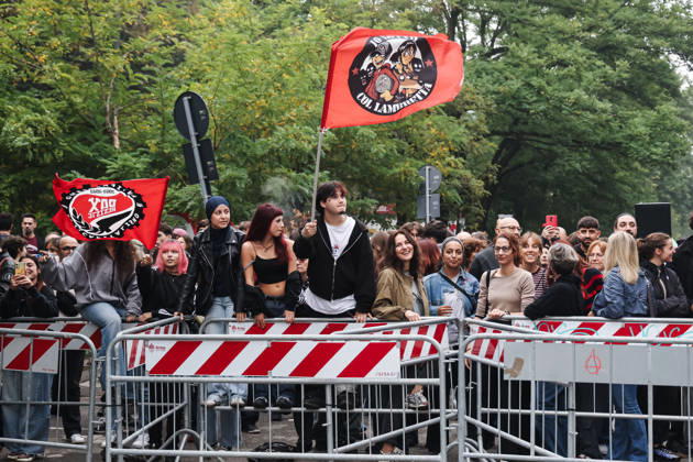 IPA89501931 - Milan: A rally organized by the Lega under the slogan A Safer Milan, Stop the Social Centers against the Lambretta Social Center on Via Rizzoli. In the photo: Protests during the demonstration  Copyright: xAlessandroxBremecx xx IPA89501931