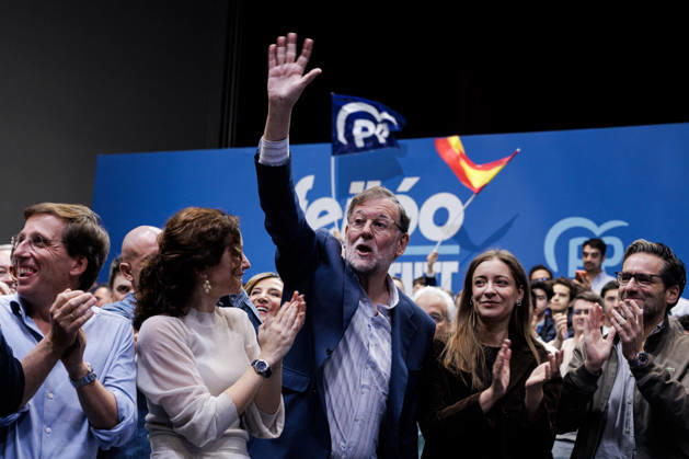 The PP Holds a Pre-Campaign Event at IFEMA I D The mayor of Madrid, José Luis Martínez Almeida; the president of the Community of Madrid, Isabel Díaz Ayuso; former Prime Minister Mariano Rajoy; and the PP’s spokesperson in Congress, Ester Munoz, and the national spokesperson for the People’s Party, Borja Sémper, during a pre-campaign event for the People’s Party (PP) at IFEMA on October 10, 2026, in Madrid, Spain. The PP held its first pre-campaign event today for the general elections on November 29 (29N). Feijóo attended this event alongside the president of the Community of Madrid and the mayor of the capital. October 10, 2026. Carlos Lujá, Madrid, Madrid, Spain Copyright: xCarlosxLujanx 7834895