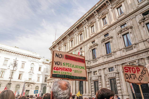 IPA89503722 - Milan, October 10, 2026 A protest organized by local No Data Centers committees to demand a halt to the construction and operation of new data centers in the province of Milan.  Copyright: xEmanuelexRobertoxDexCarlix xDecax IPA89503722