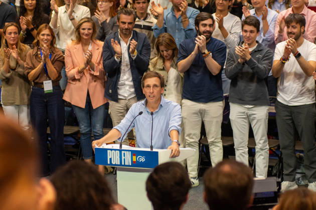 IPA89504622 - MADRID, SPAIN. OCTOBER 10, 2026. Josà Luis Martinez-Almeida, mayor of Madrid, speaks during the opening event of the Spanish People™s Party™s (PP) pre-election campaign at IFEMA in Madrid, alongside Alberto Nunez Feijoo, leader of the PP, Isabel Diaz Ayuso, president of the Community of Madrid, and former Spanish prime ministers and former PP leaders Josà Maria Aznar and Mariano Rajoy. The event marks the start of the party™s election campaign ahead of the general election scheduled for November 29, 2026. During the event, Feijoo presented the PP™s political platform, invoking the concept of national reconstruction and emphasizing the importance of transparency and the strengthening of public institution Copyright: xFrancescoxMilitelloxMirtox xFrancescoxMilitelloxMirtox IPA89504622