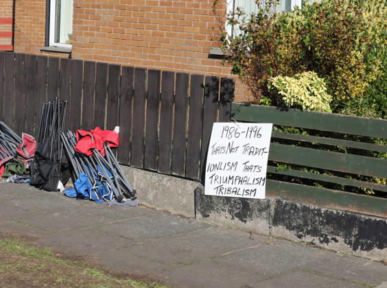 Police remain at Drumcree Church after Orange Order march ban PORTADOWN, NORTHERN IRELAND - OCTOBER 10: Police remain stationed outside Drumcree Church following the end of the Garvaghy Road standoff after Northern Ireland Secretary of State Chris Bryant banned the Orange Order march in Portadown, County Armagh, Northern Ireland, on October 10, 2026. Bryant said the decision was made in the interests of peace after talks between the Portadown District Lodge and Garvaghy Road residents failed to reach an agreement. Conor Mcccaughley Anadolu Portadown Ireland. Editorial use only. Please get in touch for any other usage.  Copyright: x2026xAnadoluxConorxMcccaughleyx