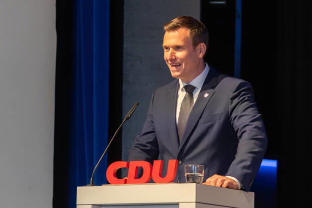 Festakt zu 150 Jahren Adenauer und 80 Jahren CDU Bad Honnef - 10.10.26 Rede von Bürgermeister der Stadt Bad Honnef Philipp HERZOG (CDU) - Festakt zu 150 Jahren Konrad Adenauer und 80 Jahren CDU Bad Honnef im Kursaal in Bad Honnef. Adenauer, der erste Bundeskanzler, wurde am 5. Januar 1876 geboren und lebte in Rhöndorf. Die CDU Bad Honnef feierte ihr 80-jähriges Bestehen. Bad Honnef Kursaal Nordrhein-Westfalen Deutschland Copyright: xMarcxJohnx