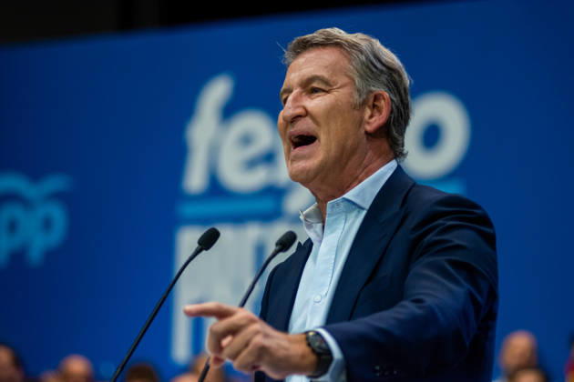 IPA89504664 - MADRID, SPAIN. OCTOBER 10, 2026. Alberto Nunez Feijoo, leader of the Spanish People™s Party (PP), attends the opening event of the pre-election campaign at IFEMA in Madrid, alongside Isabel Diaz Ayuso, president of the Community of Madrid, Josà Luis Martinez-Almeida, mayor of the capital, and former Spanish prime ministers and former PP leaders Josà Maria Aznar and Mariano Rajoy. The event marks the start of the party™s election campaign ahead of the general election scheduled for November 29, 2026. During the event, Feijoo presented the PP™s political platform, invoking the concept of national reconstruction and emphasizing the importance of transparency and the strengthening of public institutions. Copyright: xFrancescoxMilitelloxMirtox xFrancescoxMilitelloxMirtox IPA89504664