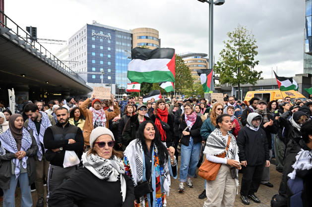 Demonstrators march in Brussels to commemorate Palestinians who lost their lives in Gaza BRUSSELS, BELGIUM - OCTOBER 10: Hundreds of demonstrators gather outside Brussels-Midi railway station before marching toward the Israeli Embassy to commemorate Palestinians who lost their lives in Gaza and call for political measures against Israel, in Brussels, Belgium, on October 10, 2026. Dursun Aydemir Anadolu Brussels Belgium. Editorial use only. Please get in touch for any other usage.  Copyright: x2026xAnadoluxDursunxAydemirx