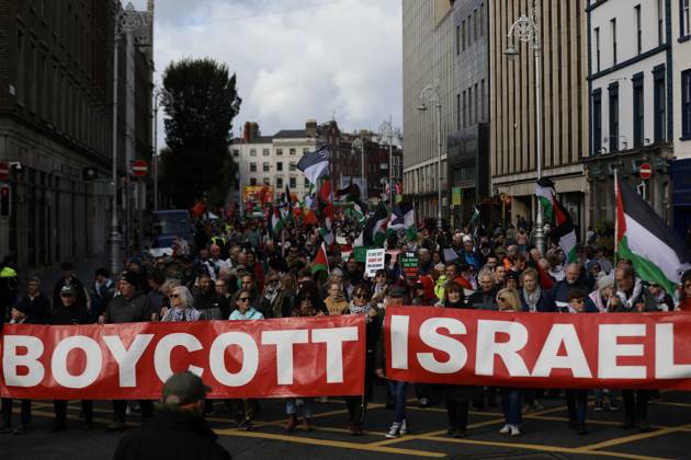 Thousands of pro-Palestine demonstrators gather in Dublin DUBLIN, IRELAND - OCTOBER 10: Thousands of pro-Palestine demonstrators gather in Dublin, Ireland, on October 10, 2026, for a national march marking three years since the October 7 attacks and the subsequent war in Gaza. Organized by the Ireland-Palestine Solidarity Campaign, the protest calls for sanctions against Israel and greater action by the Irish government, with demonstrators marching from the Garden of Remembrance towards the Dail. Mostafa Darwish Anadolu Dublin Ireland. Editorial use only. Please get in touch for any other usage.  Copyright: x2026xAnadoluxMostafaxDarwishx
