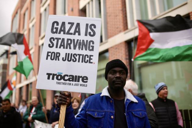 Thousands of pro-Palestine demonstrators gather in Dublin DUBLIN, IRELAND - OCTOBER 10: Thousands of pro-Palestine demonstrators gather in Dublin, Ireland, on October 10, 2026, for a national march marking three years since the October 7 attacks and the subsequent war in Gaza. Organized by the Ireland-Palestine Solidarity Campaign, the protest calls for sanctions against Israel and greater action by the Irish government, with demonstrators marching from the Garden of Remembrance towards the Dail. Mostafa Darwish Anadolu Dublin Ireland. Editorial use only. Please get in touch for any other usage.  Copyright: x2026xAnadoluxMostafaxDarwishx