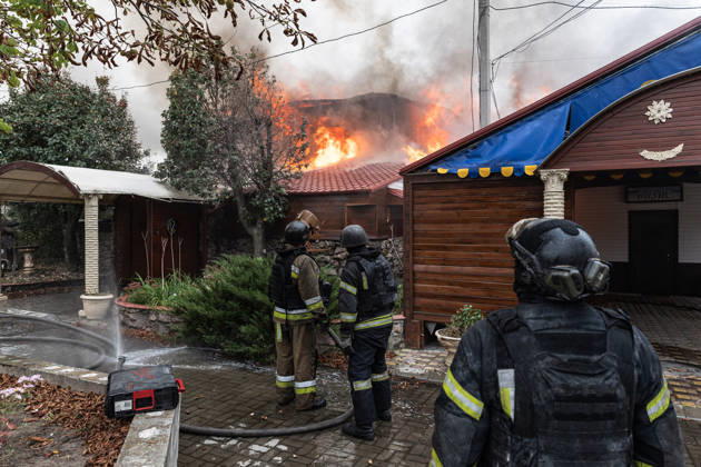 Aftermath of Russian FPV drone attack in Kramatorsk KRAMATORSK, UKRAINE - OCTOBER 10: Ukrainian firefighters put out a fire in a commercial building following a strike by a Russian FPV drone and under threat from further drone attacks, in Kramatrosk, Ukraine, 10 October 2026 Diego Herrera Carcedo Anadolu Kramatorsk Ukraine. Editorial use only. Please get in touch for any other usage.  Copyright: x2026xAnadoluxDiegoxHerreraxCarcedox