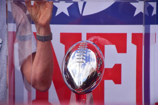 October 10, 2026, London, England, United Kingdom: The Vince Lombardi Trophy at the NFL Experience in Trafalgar Square, a two-day fan event celebrating the 2026 NFL London Games. London United Kingdom - ZUMAv130 20261010_zip_v130_045 Copyright: xVukxValcicx