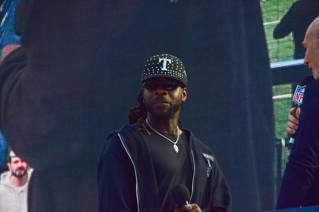 October 10, 2026, London, England, United Kingdom: Former Miami Dolphins and Philadelphia Eagles running back JAY AJAYI talks about football at the NFL Experience in Trafalgar Square, a two-day fan event celebrating the 2026 NFL London Games. London United Kingdom - ZUMAv130 20261010_zip_v130_057 Copyright: xVukxValcicx