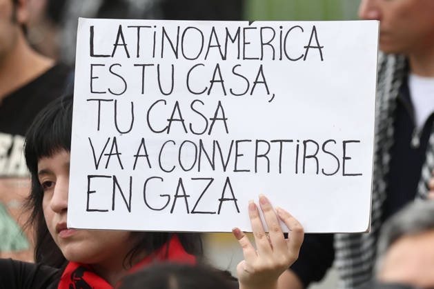 Santiago, October 10, 2026: March for Palestine organized by the Global Action for Palestine (GAFP) alliance along Alameda Street in downtown Santiago. Dragomir Yankovic, Aton Chile, Santiago, Chile. Aton 1198357  Copyright: DRAGOMIRxYANKOVIC ATONxCHILE