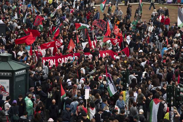 Foto IPP Diego Nangano Cappello Roma 10-10-2026 Manifestazione Pro Palestina nella foto: manifestanti Italy Photo Press - World Copyright