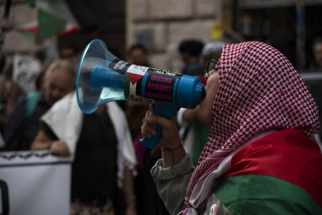 Foto IPP Diego Nangano Cappello Roma 10-10-2026 Manifestazione Pro Palestina nella foto: un particolare della manifestazione Italy Photo Press - World Copyright
