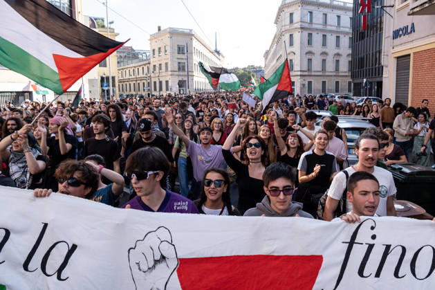 October 10, 2026, Turin, Piedmont, Italy: Thousands of people took part in the demonstration in support of Palestine, Ã¢â‚¬ËœThe end of genocide is the end of ZionismÃ¢â‚¬â ¢, held in Turin on 10 October 2026. Although the demonstration was authorized, tension arose at the start when police tried to prevent the protestors from entering in Castello Square, without success. The demonstration then proceeded without any incident. Turin Italy - ZUMAs377 20261010_znp_s377_022 Copyright: xPietroxStariccox
