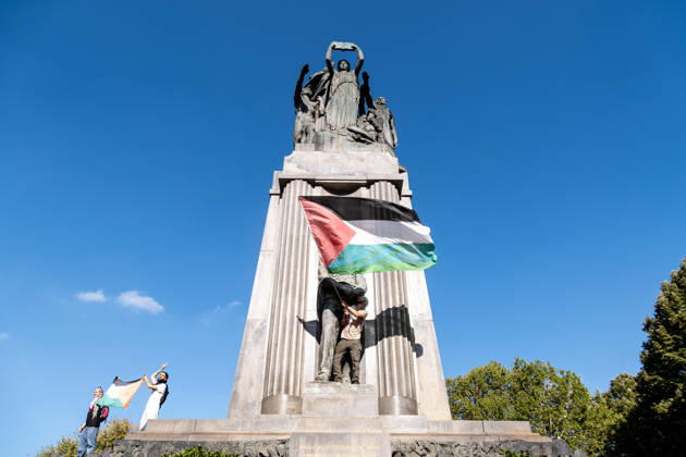 October 10, 2026, Turin, Piedmont, Italy: Thousands of people took part in the demonstration in support of Palestine, Ã¢â‚¬ËœThe end of genocide is the end of ZionismÃ¢â‚¬â ¢, held in Turin on 10 October 2026. Although the demonstration was authorized, tension arose at the start when police tried to prevent the protestors from entering in Castello Square, without success. The demonstration then proceeded without any incident. Turin Italy - ZUMAs377 20261010_znp_s377_018 Copyright: xPietroxStariccox