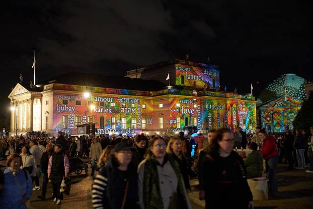 Festival of Lights ** NUR FÜR REDAKTIONELLE ZWECKE ** EDITORIAL USE ONLY **<p>Festival of Lights an der Staatsoper. Deutschland Berlin Berlin Copyright: JörgxCarstensen