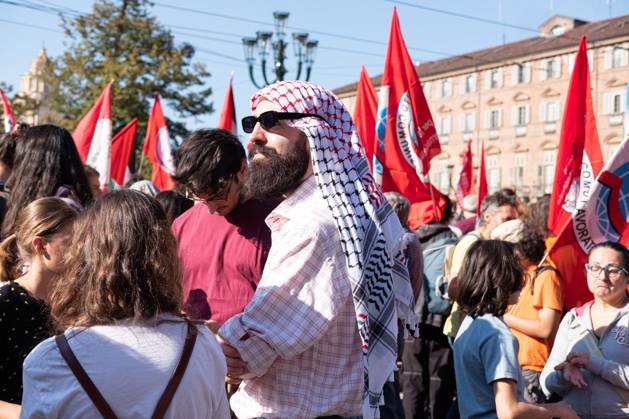 October 10, 2026, Turin, Italy: TURIN, ITALY, OCTOBER 10, 2026: Thousands of demonstrators march through the streets of Turin during a regional protest in solidarity with Palestine. Participants from across the Piedmont region gathered for the demonstration organized by Torino per Gaza, waving Palestinian flags and carrying banners as they marched through the city center. The procession passed through several neighborhoods, including Barriera di Milano, before returning toward central Turin. Italian news agency ANSA estimated attendance at around 8,000, while organizers claimed 20,000 participants. Turin Italy - ZUMAq101 20261010_zna_q101_325 Copyright: xCamillaxBaronettox