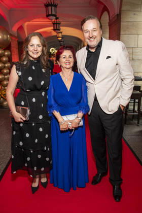 ABB HOPEGALA- Lidija Grossmann, Viola Klein und Stephan Grossmann zu Gast auf dem roten Teppich bei der Hope Gala 2026 im Schauspielhaus Dresden am 10.10.2026 in Dresden Sachsen Deutschland