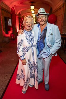ABB HOPEGALA- Dorit Gaeble und Karl-Heinz Bellmann zu Gast auf dem roten Teppich bei der Hope Gala 2026 im Schauspielhaus Dresden am 10.10.2026 in Dresden Sachsen Deutschland