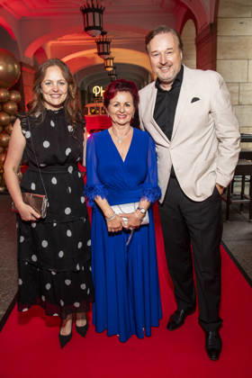 ABB HOPEGALA- Lidija Grossmann, Viola Klein und Stephan Grossmann zu Gast auf dem roten Teppich bei der Hope Gala 2026 im Schauspielhaus Dresden am 10.10.2026 in Dresden Sachsen Deutschland