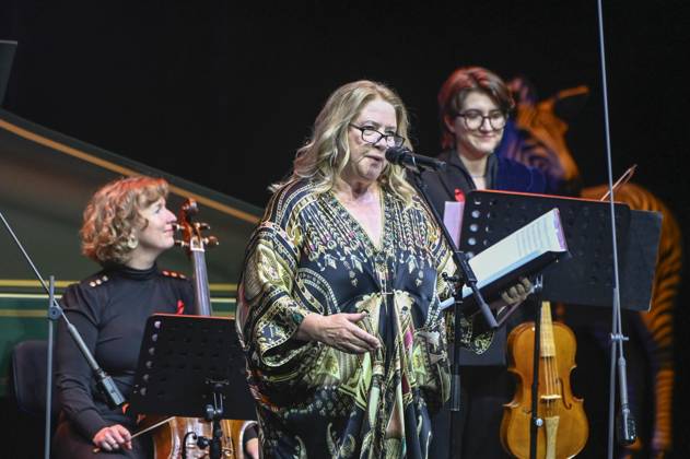 ABB HOPEGALA- Cathy Kelly singen auf der Buehne bei der Hope Gala 2026 im Schauspielhaus Dresden am 10.10.2026 in Dresden Sachsen Deutschland