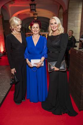 ABB HOPEGALA- Gesine Lippert, Viola Klein und Anja Petzold zu Gast auf dem roten Teppich bei der Hope Gala 2026 im Schauspielhaus Dresden am 10.10.2026 in Dresden Sachsen Deutschland