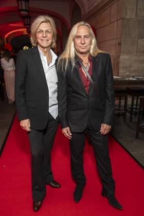 ABB HOPEGALA- Ruediger Ritchie Barton und Uwe Hassbecker zu Gast auf dem roten Teppich bei der Hope Gala 2026 im Schauspielhaus Dresden am 10.10.2026 in Dresden Sachsen Deutschland