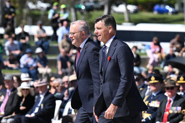 COMMEMORATIVE SERVICE OPERATION SLIPPER, Australian Prime Minister Anthony Albanese and Australian Opposition Leader Angus Taylor arrive to lay wreaths during a commemorative service recognising the 25th anniversary of Australian service in Afghanistan, at the Australian War Memorial in Canberra, Sunday, October 11, 2026. ( NO ARCHIVING CANBERRA AUSTRALIAN CAPITAL TERRITORY Australia  Copyright: xLUKASxCOCHx 20261011120029845491