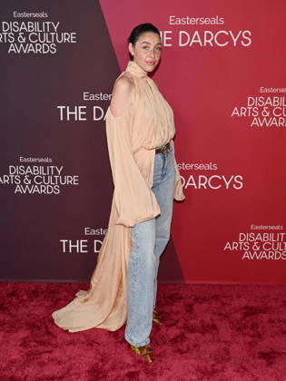 October 10, 2026, Santa Monica, California, USA: American actress, writer, and producer HANNA STEINattends the inaugural Easterseals Disability Arts & Culture Awards DARCYS Awards red carpet. Santa Monica USA  - ZUMAb173 20261010_aap_b173_006 Copyright: xBillyxBennightx