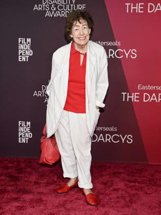 October 10, 2026, Santa Monica, California, USA: American producer FERN FIELD attends the inaugural Easterseals Disability Arts & Culture Awards DARCYS Awards red carpet. Santa Monica USA  - ZUMAb173 20261010_aap_b173_040 Copyright: xBillyxBennightx