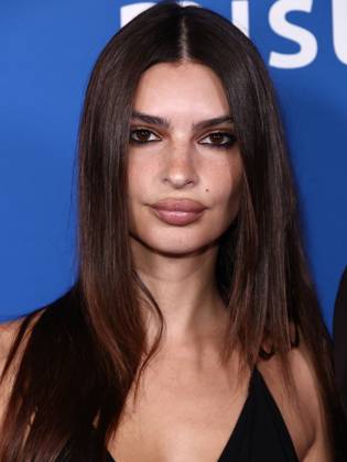 MISTR s 2nd Annual National PrEP Day Celebration Emily Ratajkowski at MISTR s 2nd Annual National PrEP Day Celebration held at The Abbey Food and Bar on October 10, 2026 in West Hollywood, Los Angeles, California, United States. West Hollywood California United States Copyright: xXavierxCollin ImagexPressxAgencyx