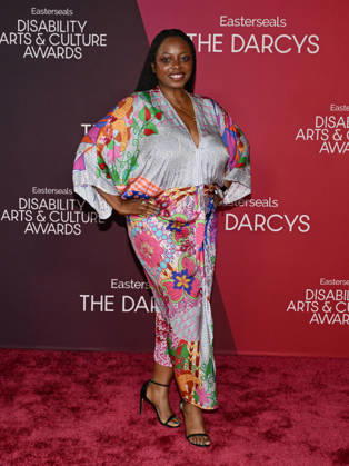 October 10, 2026, Santa Monica, California, USA: AALIYAH WILLIAMS attends the inaugural Easterseals Disability Arts & Culture Awards DARCYS Awards red carpet. Santa Monica USA  - ZUMAb173 20261010_aap_b173_098 Copyright: xBillyxBennightx