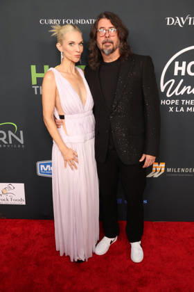 Soundstage Of Hope Gala - LA Jordyn Blum, Dave Grohl. At The Soundstage Of Hope Gala held at Chaplin Recording Studios in Los Angeles, CA. 01 October 2026 Photo Credit: ABACA PRESS-Fafou Los Angeles CA United States  Copyright: xFatixSadou ABACAPRESS.COMx