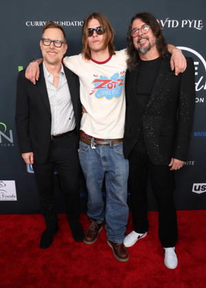 Soundstage Of Hope Gala - LA Nate Mendel, Shane Hawkins, Dave Grohl. At The Soundstage Of Hope Gala held at Chaplin Recording Studios in Los Angeles, CA. 01 October 2026 Photo Credit: ABACA PRESS-Fafou Los Angeles CA United States  Copyright: xFatixSadou ABACAPRESS.COMx